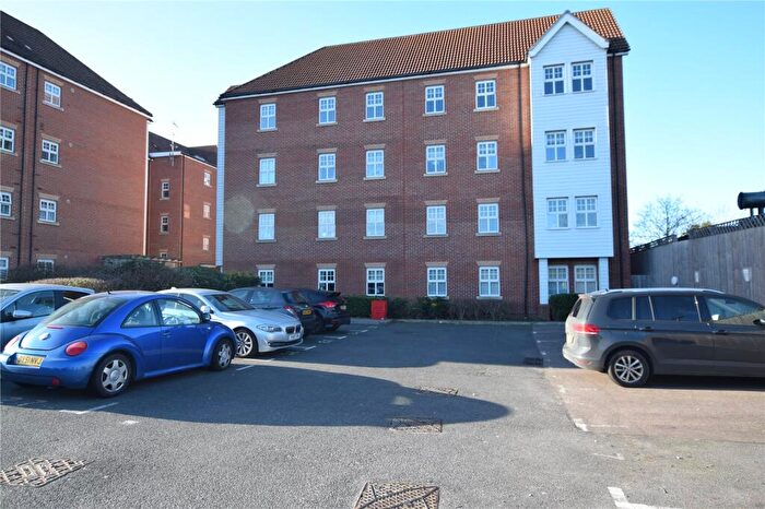 2 Bedroom Apartment To Rent In Faraday Court, Bessemer Close, Basildon, Essex, SS16