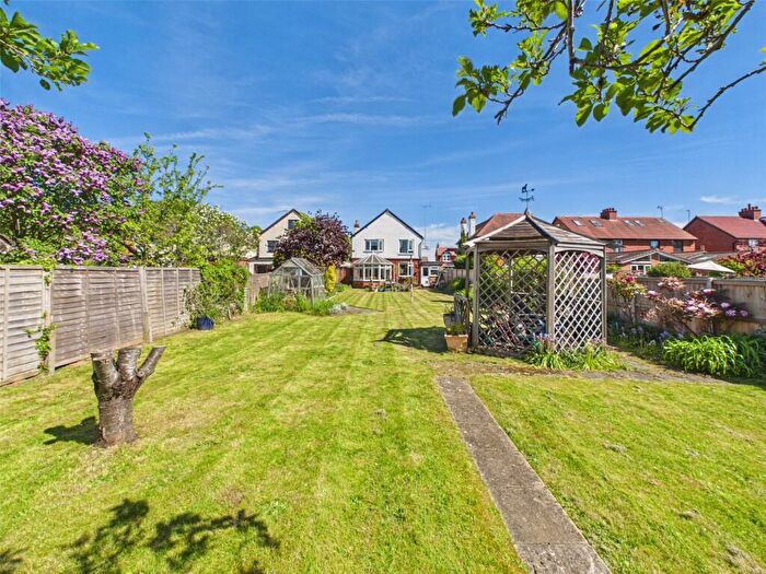 4 Bedroom Detached House For Sale In Church Road, Gloucester, Gloucestershire, GL2