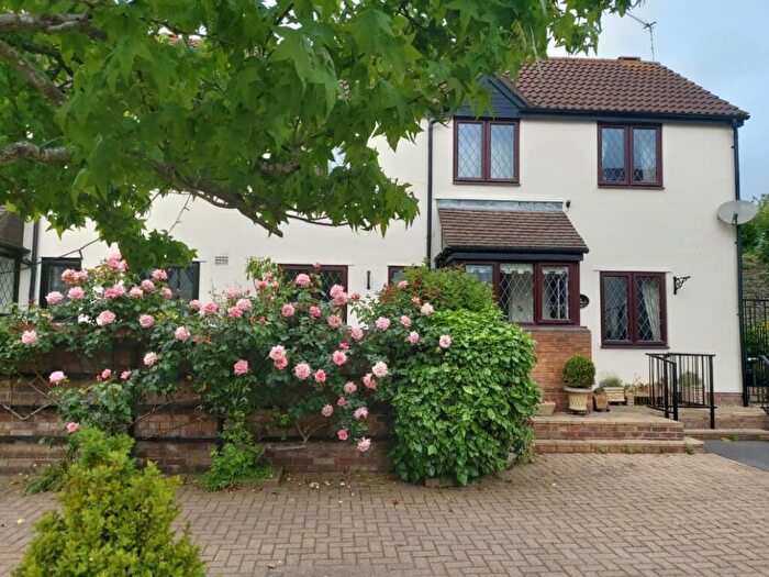 3 Bedroom Semi-Detached House For Sale In The Hamlet, Nailsea, BS48