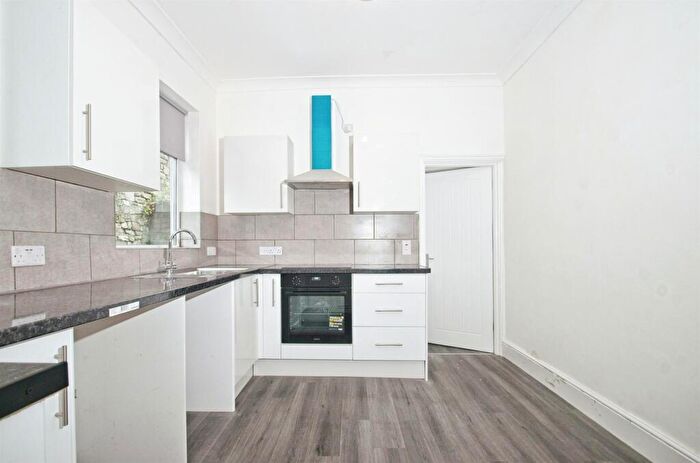 5 Bedroom End Of Terrace House For Sale In New Church Road, Ebbw Vale, NP23