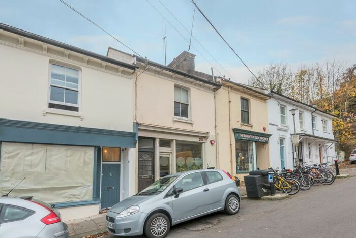 1 Bedroom Flat To Rent In Clermont Road, Preston Park, Brighton, BN1