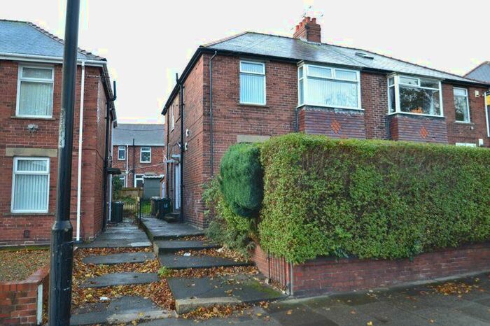 2 Bedroom Flat To Rent In Billy Mill Avenue, North Shields, NE29