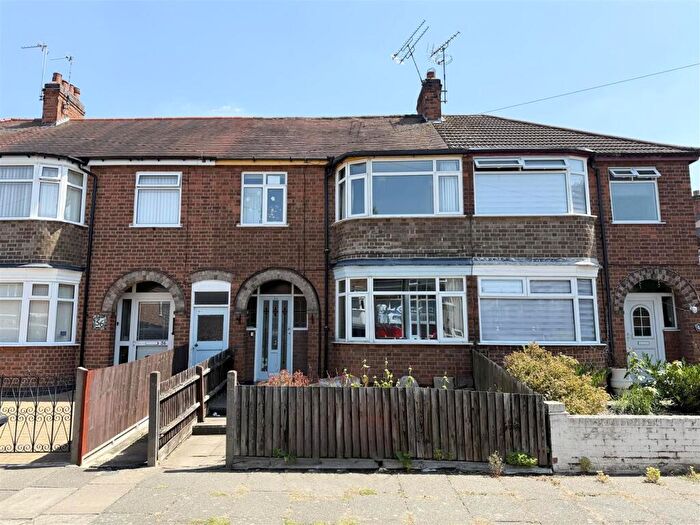 3 Bedroom Town House For Sale In Hereford Road, Aylestone, LE2