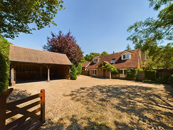 5 Bedroom Detached House For Sale In Greensleeves Church Path, Horndean, Waterlooville, Hampshire, PO8