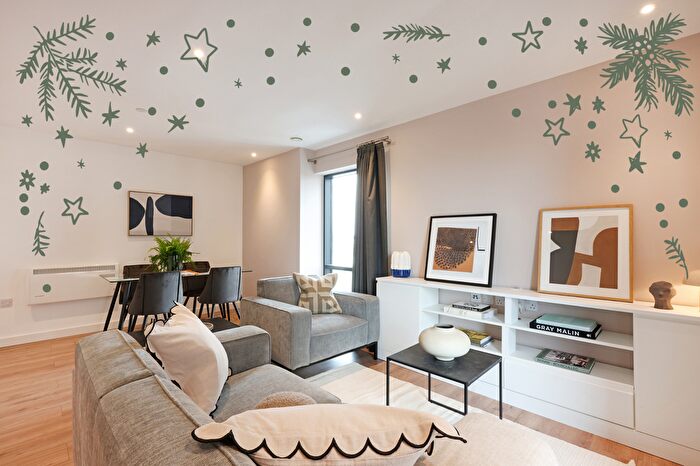 1 Bedroom Flat To Rent In The Lansdowne, Hagley Road, Birmingham, B16