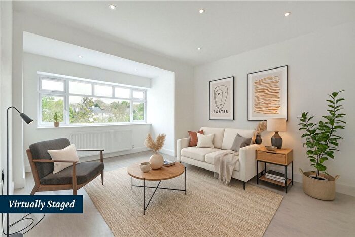 2 Bedroom Flat To Rent In Holders Hill Road, Mill Hill East, NW7