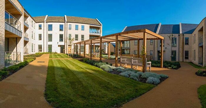 3 Bedroom Apartment For Sale In Beechwood Park, Fosseway, GL54