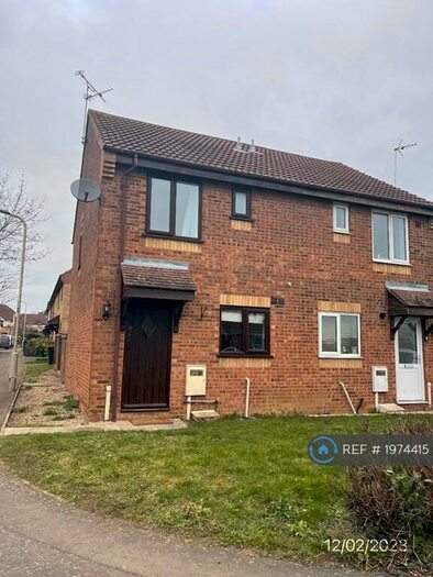 2 Bedroom Semi-Detached House To Rent In Stevens Street, Market Harborough, LE16