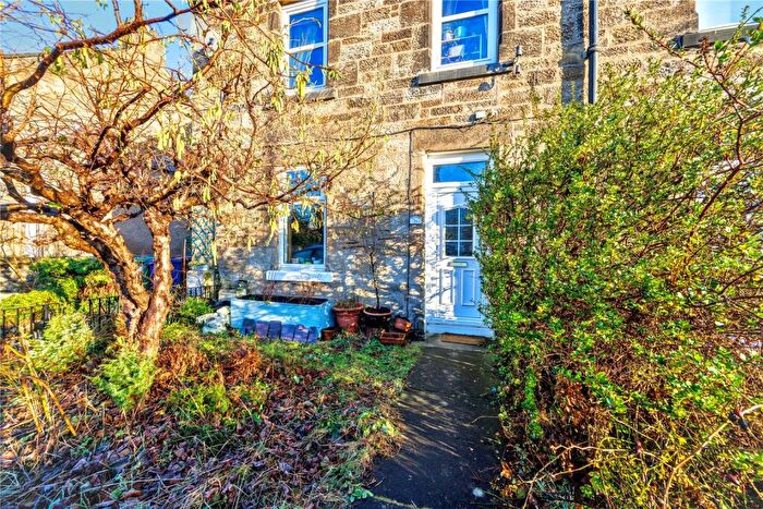 2 Bedroom Flat For Sale In Muirpark, Eskbank, Dalkeith, Midlothian, EH22