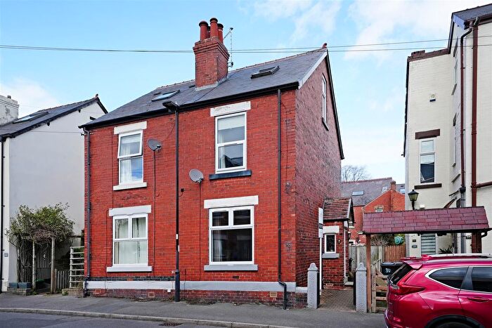 3 Bedroom Semi Detached House For Sale In Florence Road, Sheffield, S8