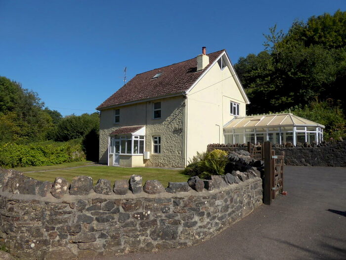 6 Bedroom Detached House To Rent In Gurney Slade, BA3