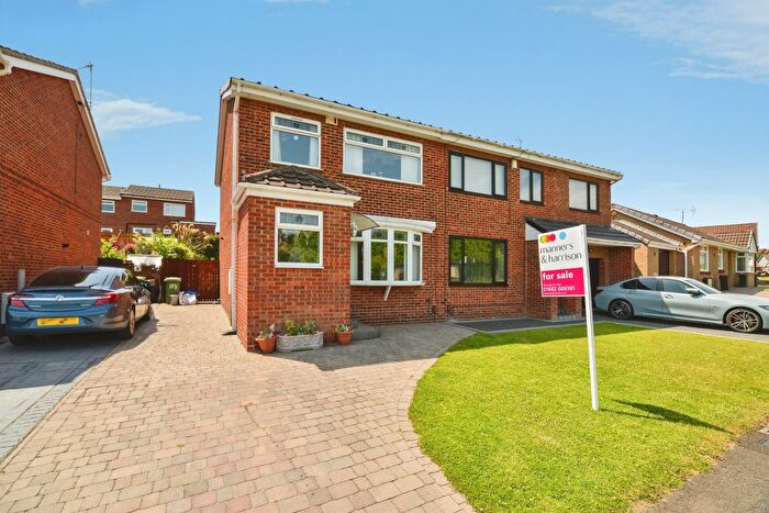 3 Bedroom Semi-Detached House For Sale In The Glebe, Stockton-On-Tees, TS20