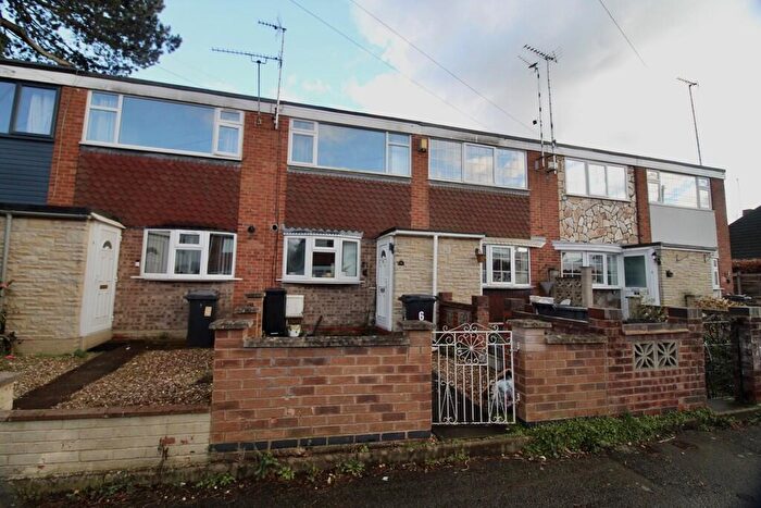 2 Bedroom Terraced House For Sale In Narrow Lane, Aylestone, Leicester, LE2