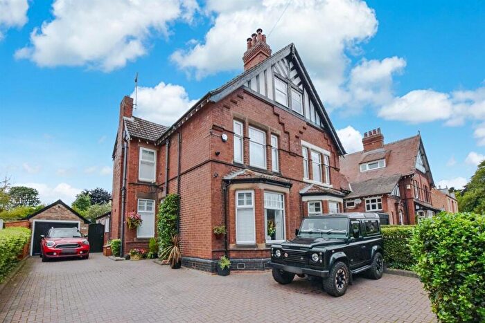 4 Bedroom Semi-Detached House For Sale In Derby Road, Chellaston, Derby, DE73