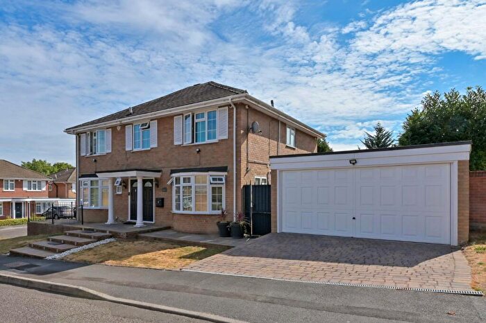 5 Bedroom Detached House To Rent In Leavesden Road, Stanmore, HA7
