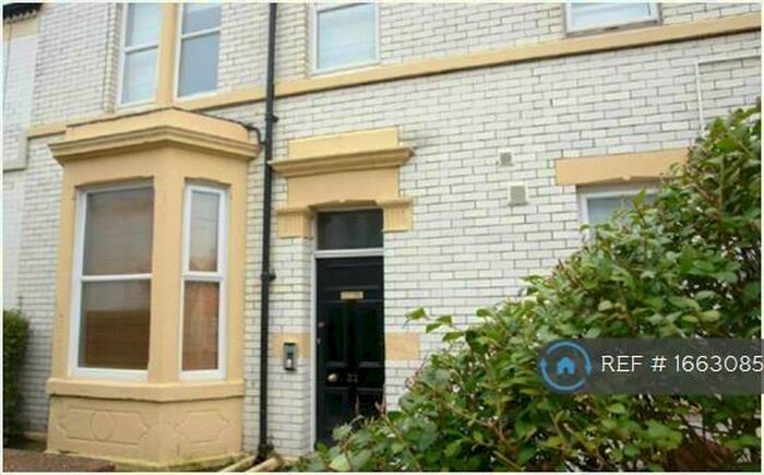 2 Bedroom Flat To Rent In Alnwick Avenue, Whitley Bay, NE26