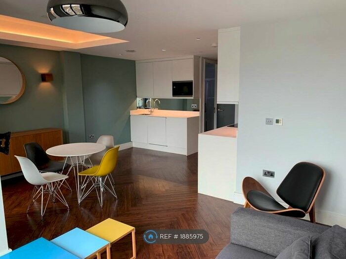 2 Bedroom Flat To Rent In Penrose Street, London, SE17