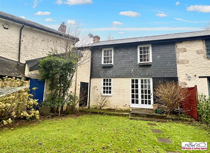 2 Bedroom Cottage For Sale In Canonstown, Hayle, TR27