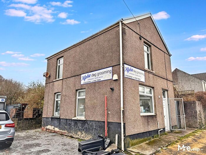 2 Bedroom Detached House For Sale In Station Road, Briton Ferry, Neath, SA11