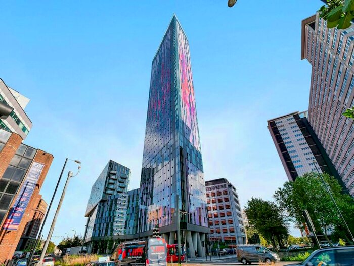 1 Bedroom Apartment To Rent In Pinnacle Apartments, , Saffron Central Square, Croydon, CR0