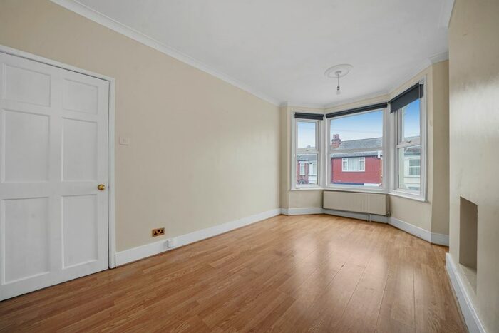 2 Bedroom Flat To Rent In Colin Road, Dollis Hill NW10