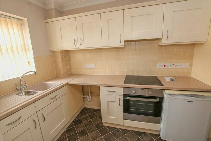 2 Bedroom Flat To Rent In Flat 20, Churchill Court, Telford Close, King's Lynn PE30