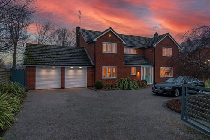 4 Bedroom Detached House For Sale In Your Sanctuary For The Year Ahead. The Gables, NG14