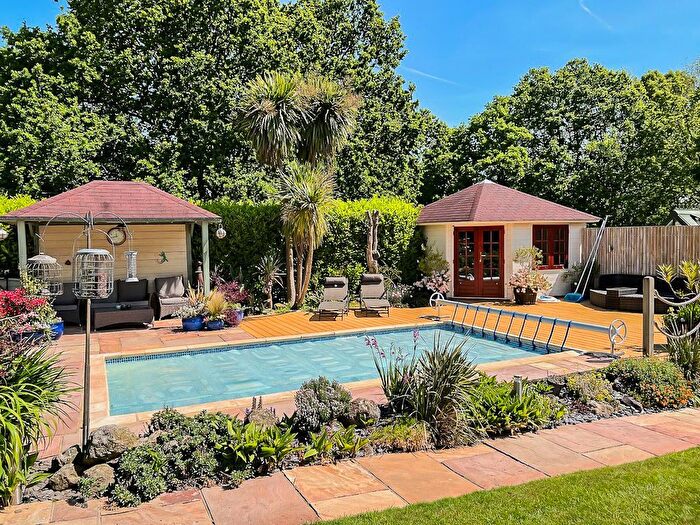 4 Bedroom Detached House For Sale In Foxhole Lane, Hawkhurst, Cranbrook, TN18