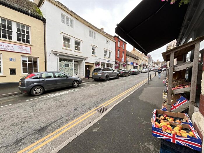 1 Bedroom Apartment To Rent In Long Street, Wotton-Under-Edge, GL12