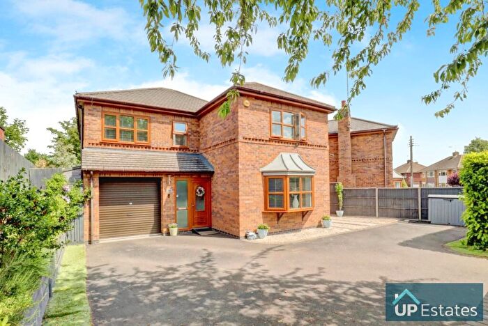4 Bedroom Detached House For Sale In Warren Field, Ryton On Dunsmore, Coventry, CV8