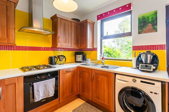 2 Bedroom Semi-Detached House For Sale In Clark Place, Kirkcaldy, KY2