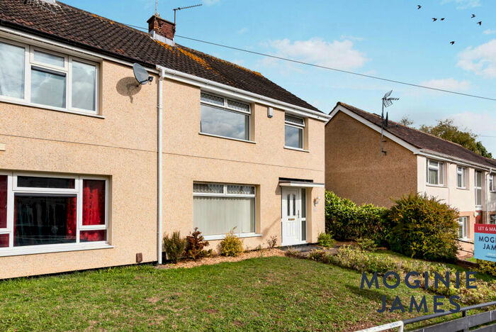 3 Bedroom Semi-Detached House To Rent In Hendre Road, CF3