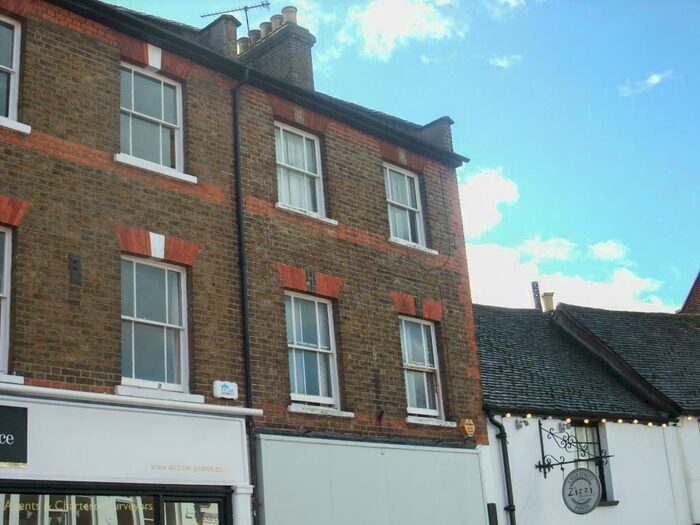 2 Bedroom Flat To Rent In High Street, Pinner, HA5