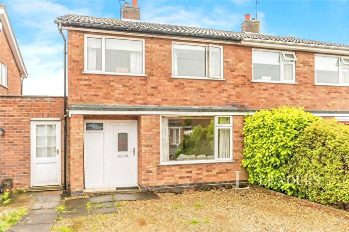 3 Bedroom House To Rent In Rockingham Road, Stamford, PE9