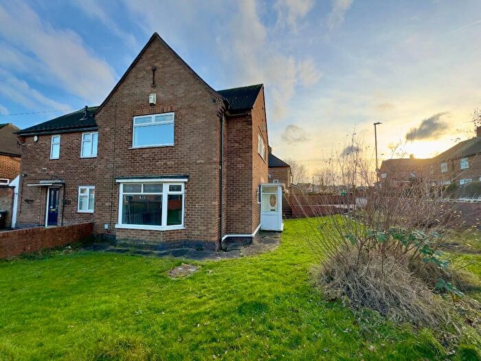 3 Bedroom Semi Detached House For Sale In Millbeck Avenue, Wollaton, NG8