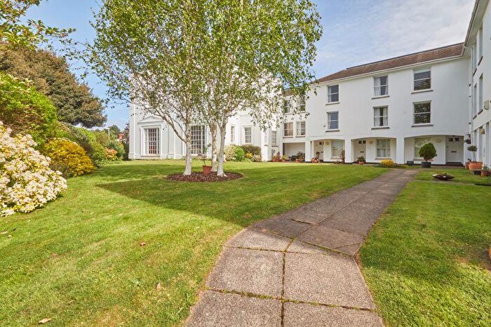 2 Bedroom Flat To Rent In Colleton Crescent, St Leonards, Exeter, EX2