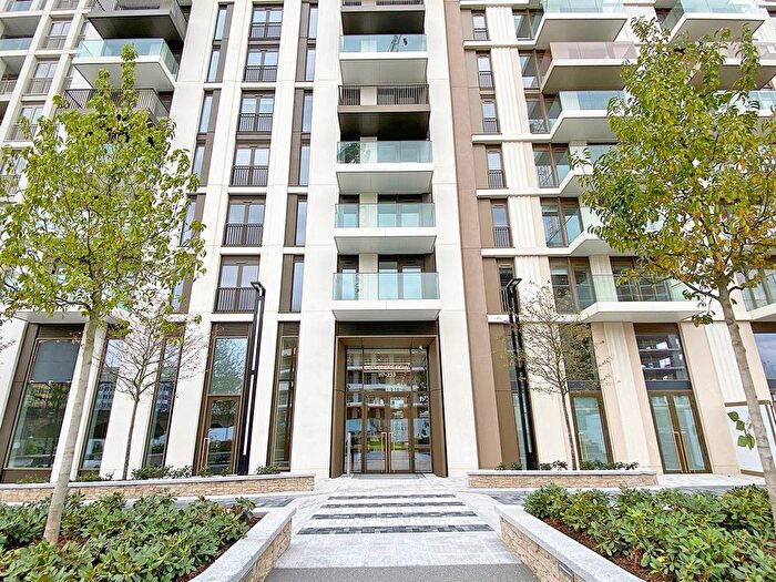 1 Bedroom Studio For Sale In Fountain Park Way, White City, W12