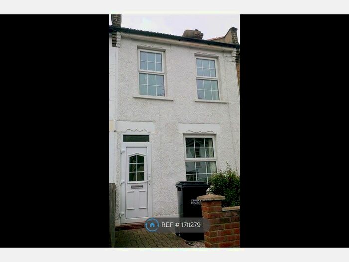 3 Bedroom Terraced House To Rent In Exeter Road, Croydon, CR0