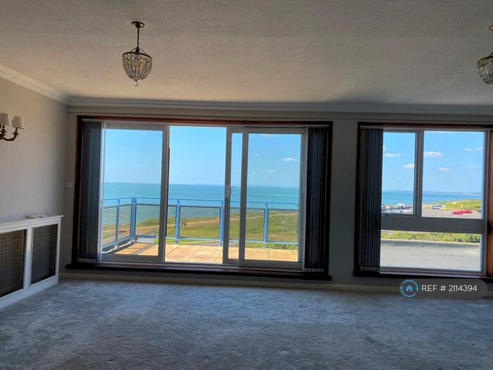 3 Bedroom Penthouse To Rent In Park Lane, Milford On Sea, SO41
