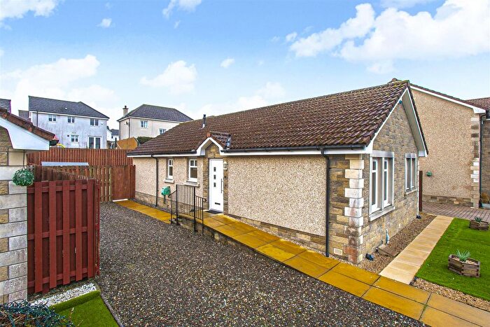 3 Bedroom Detached Bungalow For Sale In Limepark Crescent, Kelty, KY4