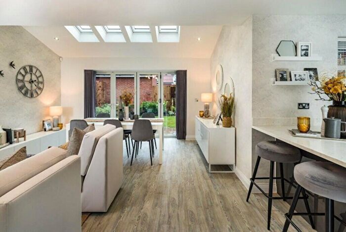 4 Bedroom Detached House For Sale In Lever Park Avenue, Bolton, BL6