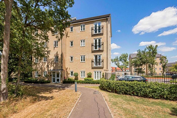 2 Bedroom Apartment For Sale In Lupine House, Oaklands Hamlets, Chigwell, IG7