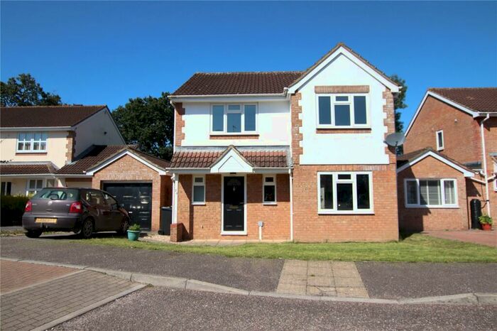 4 Bedroom Semi-Detached House To Rent In Plum Way, Willand, Cullompton, Devon, EX15