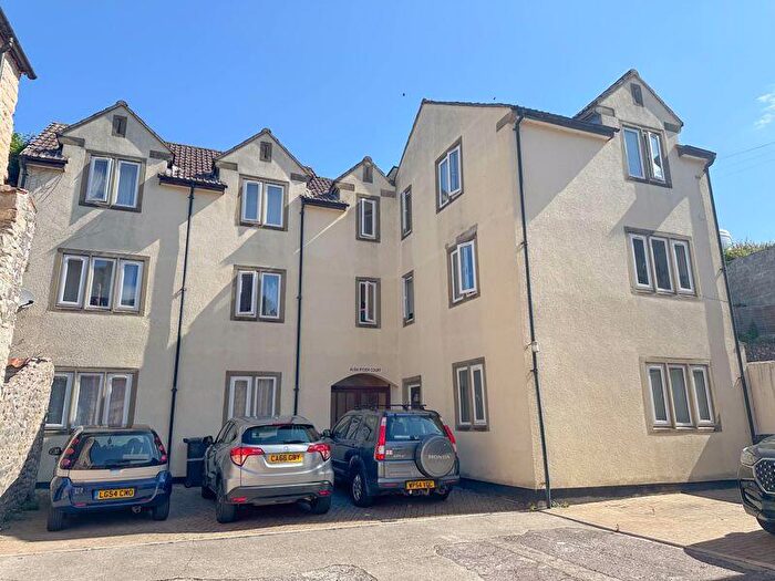 1 Bedroom Flat For Sale In Shepton Mallet, BA4