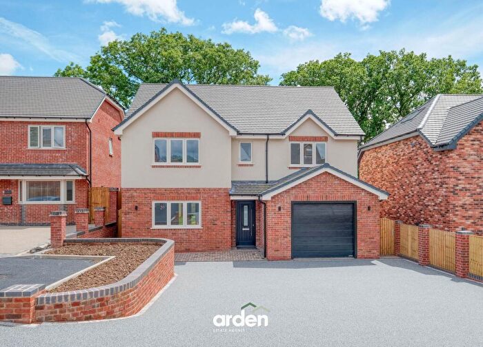 5 Bedroom Detached House For Sale In Pumphouse Lane, Redditch, B97