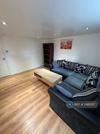 1 Bedroom Flat To Rent In Dee Street, Aberdeen, AB11