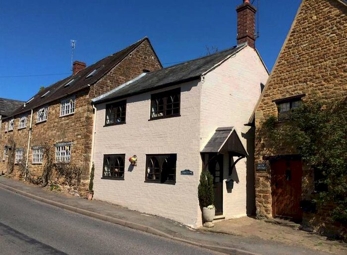 3 Bedroom Cottage For Sale In Upper Brailes, Banbury, OX15