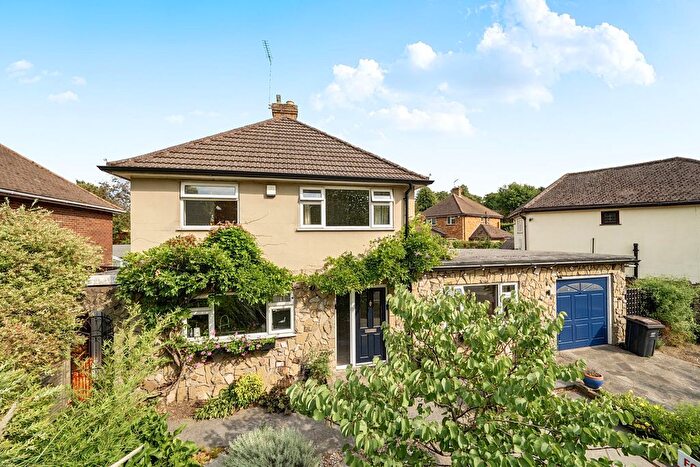 4 Bedroom Detached House For Sale In Gleeson Drive, Orpington, BR6