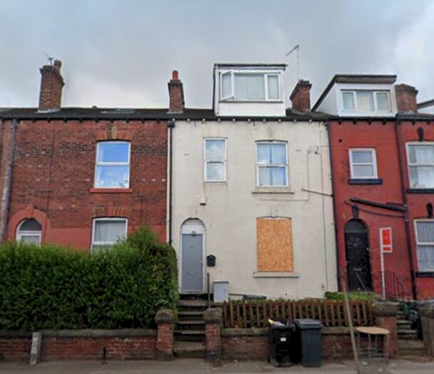 Studio To Rent In Whingate, Leeds, West Yorkshire, LS12