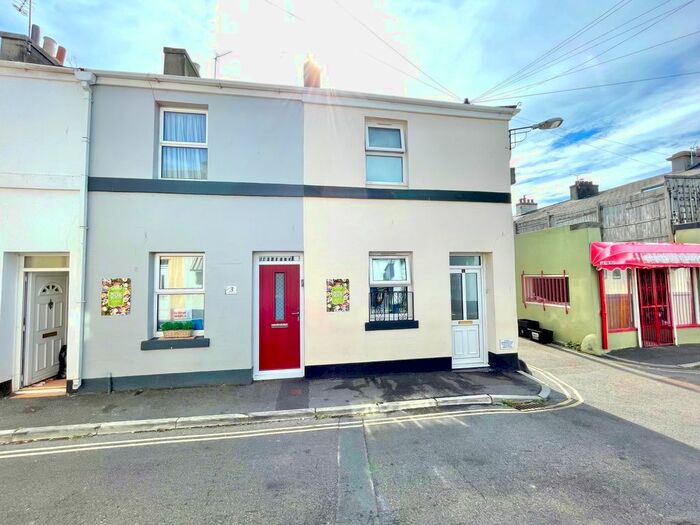 2 Bedroom Terraced House To Rent In Princes Street, Torquay, TQ1